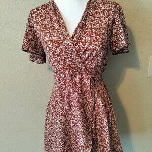Monteau Los Angeles Floral Dress